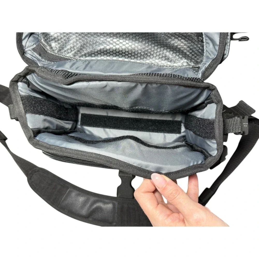 Tamrac Velocity 5 Camera Bag DSLR Sling Case Padded Black Travel Gear‎ 5745